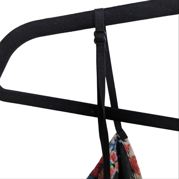 Akira Chigao Red Label Paisley Romper - Picture 7 of 7